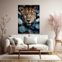 Leopard zwischen blauen Blüten