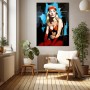 Blonde Frau im Pop-Art-Stil