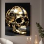 Goldener Totenkopf mit Ornamenten