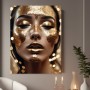 Goldenes Glamour-Porträt