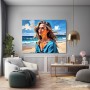 Frau am Meer in Blau