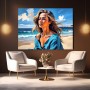 Frau am Meer in Blau