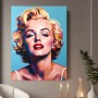 Blonde Diva im Pop-Art-Stil