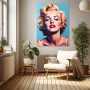 Blonde Diva im Pop-Art-Stil