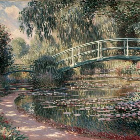 Seerosenteich mit Gartenbrücke