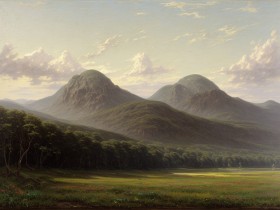 Majestätische Berglandschaft im Abendlicht