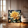 Goldene Blüte auf dunklem Grund