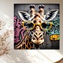 Coole Giraffe mit gelber Brille