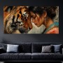 Innige Stärke – Wandbild als Acrylbild mit Tiger und Frau