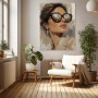 Sonnenbrillen-Porträt mit Stadtreflexion – Modernes Wandbild als Leinwandbild