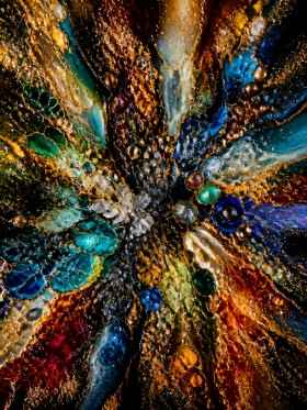 Edelstein-Explosion in Gold und Türkis – Leinwandbild als Acrylglasbild