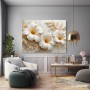 Elegante Hibiskusblüten in Cremegold – Leinwand & Acrylbild