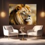Majestätischer Löwe als Leinwand Wandbild in warmen Goldtönen