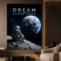 Dream Beyond Earth – Modernes Wandbild oder Fine Art Print mit Astronaut und Erde