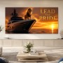Löwe auf Luxusjacht, Wandbild oder Leinwand für markante Räume
