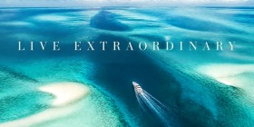 Karibisches Meer mit Boot, Wandbild oder Fine Art Print