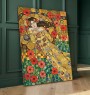 Leinwandbild mit floralem Frauenmotiv in Gold und Rot