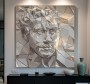 Abstraktes Wandbild mit geometrischem Porträt in hellen Grautönen 3D