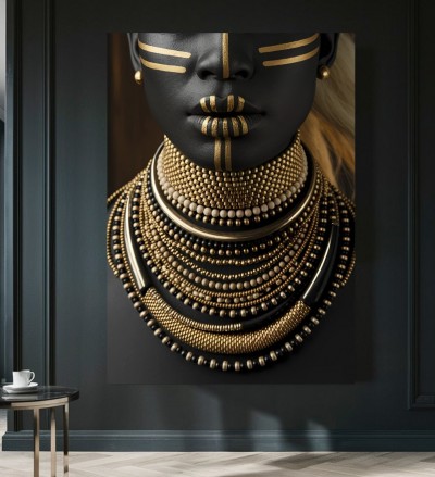 Exotisches Porträt als Leinwandbild mit goldenen Schmuckdetails