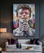 Expressives Leinwandbild eines Sängers mit farbigen Pinselakzenten