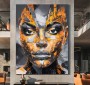 Abstraktes Porträt auf Leinwand in Grau, Schwarz und Orange