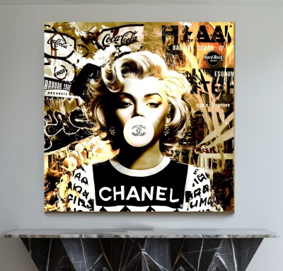 Pop-Art Leinwandbild mit glamouröser Frauenfigur und Goldtönen