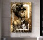 Elegantes Portrait Wandbild in Goldbraun mit dekorativer Kopftracht