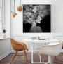 Abstraktes Leinwandbild mit Frauenprofil und floralen Ornamenten
