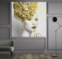 Elegantes Leinwandbild mit goldener Porträtfrau im modernen Stil