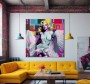 Pop Art Leinwandbild mit glamouröser Frauenfigur und Farbflächen
