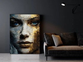 Ausdrucksstarkes Leinwandbild mit modernem Gesicht in Gold und Blau Ausdrucksstarkes Leinwandbild mit modernem Gesicht in Gold und Blau