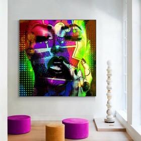 Buntes Pop Art Leinwandbild mit markanter Gesichtsdarstellung Buntes Pop Art Leinwandbild mit markanter Gesichtsdarstellung