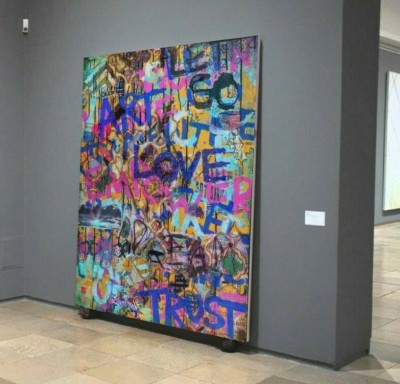 Buntes Street Art Leinwandbild mit typografischer Graffiti-Komposition