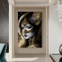 Elegantes Leinwandbild mit goldener Maskenfigur und dunklen Kontrasten