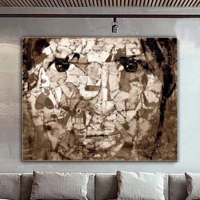 Abstraktes Leinwandbild mit fragmentiertem Gesicht in Sepia
