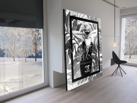 Schwarzweißes Leinwandbild mit stilvoller Modefigur und grafischem Muster Schwarzweißes Leinwandbild mit stilvoller Modefigur und grafischem Muster