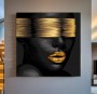Modernes Leinwandbild mit goldenen Akzenten und stilisiertem Gesicht