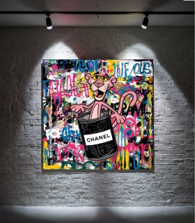 Pop Art Leinwandbild mit pinkem Panther vor buntem Graffiti Pop Art Leinwandbild mit pinkem Panther vor buntem Graffiti