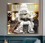Verspieltes Pop-Art Leinwandbild mit Figur, Gitarre und goldenen Details