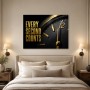 Golden Timepiece Poster oder Wandbild mit schwarzem Luxusakzent