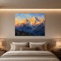 Leuchtende Berggipfel als Leinwand oder Kunstdruck