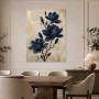 Dunkelblaue Blüten als Leinwand oder Acrylbild