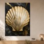 Goldene Muschel auf schwarzem Marmor, Wandbild oder Kunstdruck