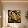 Elegante Frauenportrait zwischen Leinwand und Poster in Goldtönen