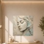 Ruhiges Porträt zwischen Leinwand und Kunstdruck in sanften Pastelltönen