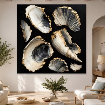 Edle Muschelformen als Wandbild oder Fine Art Print in Gold und Schwarz
